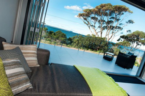 Seaglass - Darwin Holiday 26