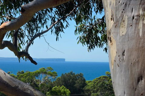 Seaglass - Darwin Holiday 41