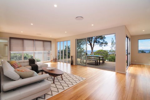 Valhalla - Darwin Holiday 0