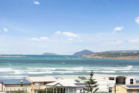 Ambergris - Darwin Holiday 9