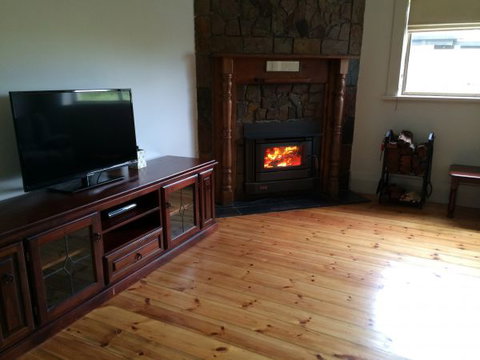 Helen's House - Darwin Holiday 1