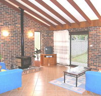 The Happy Shack at Callala Bay - Darwin Holiday