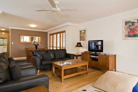 Absolutely Fabulous - Darwin Holiday 2