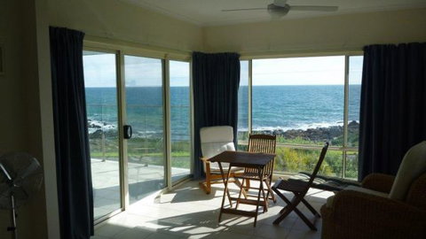 Somersea House - Darwin Holiday 1