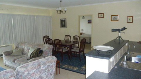 Somersea House - Darwin Holiday 2