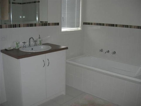 Annies Beach House - Darwin Holiday 4