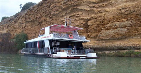 Takeme2 Houseboat - Darwin Holiday 1