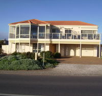 Century 21 SouthCoast Hayman - Darwin Holiday