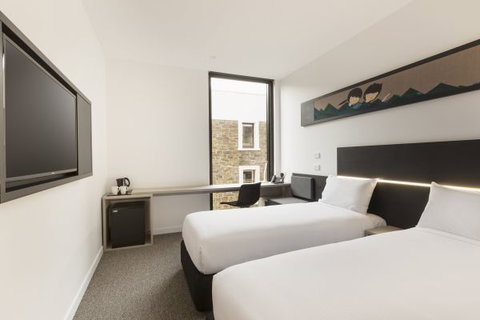 Ibis Adelaide - Darwin Holiday 1