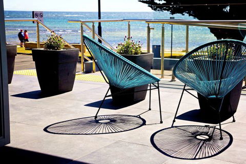 Penguin Beachfront Apartments - Darwin Holiday 1