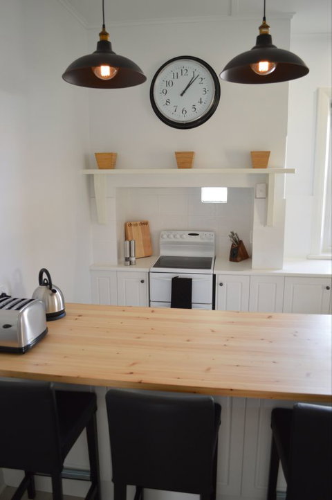 Two Cow Cottage Bed And Breakfast - Darwin Holiday 4