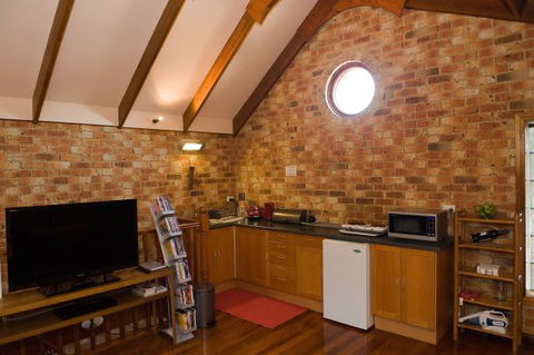 Bet's Bed And Breakfast Studio - Darwin Holiday 5