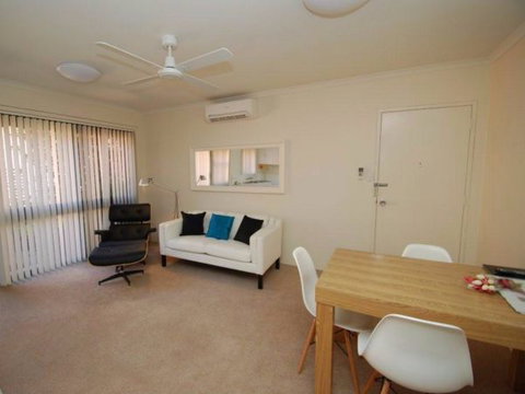 Ovens CBD Apartment 3 - Darwin Holiday 2