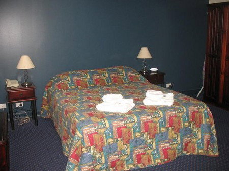 Atherton Hotel - Darwin Holiday 2