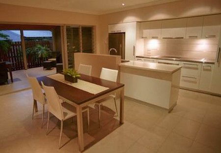 Captains By The Bay - Darwin Holiday 1