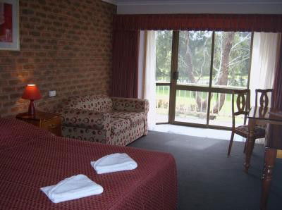 Hume Country Motor Inn - Darwin Holiday 3