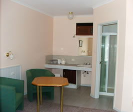 Lazy River Motor Inn - Darwin Holiday 1