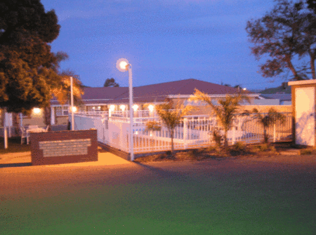 Charles Rasp Motor Inn and Cottages - Darwin Holiday