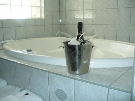 Charles Rasp Motor Inn And Cottages - Darwin Holiday 2