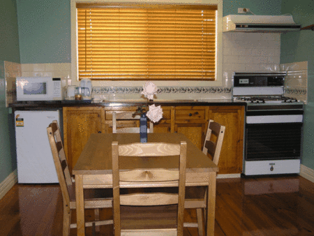 Charles Rasp Motor Inn And Cottages - Darwin Holiday 4