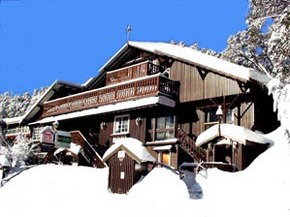 Karelia Alpine Lodge - Darwin Holiday 3