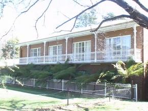 Barrasss John Bright Motor Inn - Darwin Holiday 1