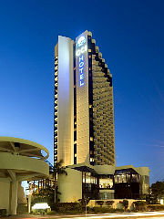 Gold Coast International Hotel - Darwin Holiday 0