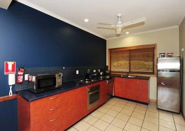 Portside Executive Apartments - Darwin Holiday 3