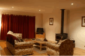 Alpine View Holiday Units - Darwin Holiday 1