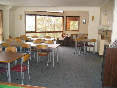 Terama Ski Lodge - Darwin Holiday 2