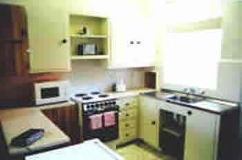 Capri Lodge Motel Apartments - Darwin Holiday 3