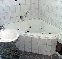 Tasman Beachside Apartments - Darwin Holiday