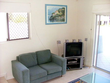 Tasman Beachside Apartments - Darwin Holiday 3