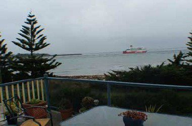 Alice Beside The Sea - Darwin Holiday 2