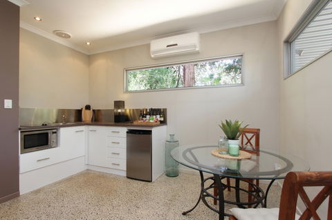 Hiddenvalley Eco Spa Lodges & Day Spa - Darwin Holiday 5