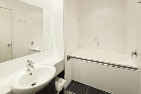 BEST WESTERN PLUS Ballarat Suites - Darwin Holiday 4