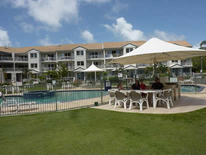 Pelican Cove - Darwin Holiday 9