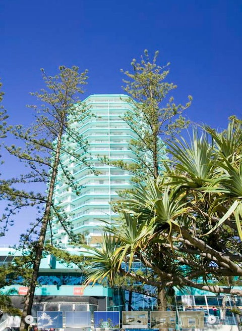 Ocean Plaza Resort - Coolangatta - Darwin Holiday 0