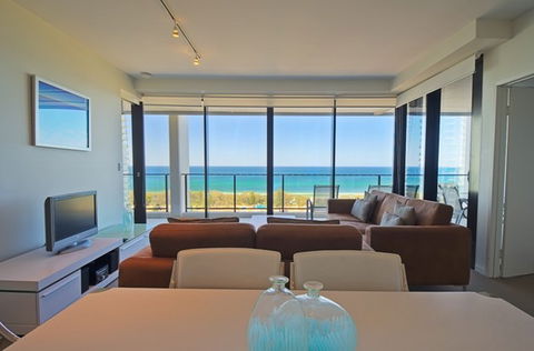 Ultra Broadbeach - Darwin Holiday 3