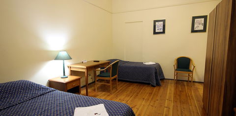 Fed On Semaphore - Darwin Holiday 4