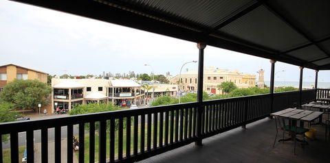 Fed On Semaphore - Darwin Holiday 5