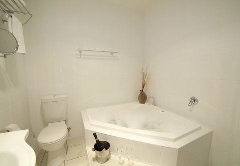 The Manna Of Hahndorf - Darwin Holiday 2