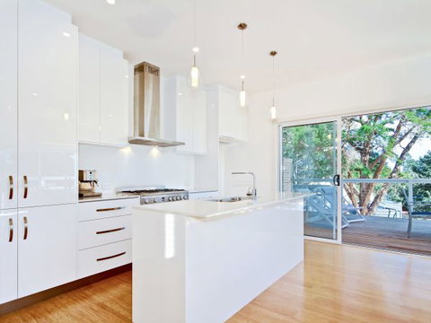 Century 21 Southcoast: White Cedars - Darwin Holiday 3