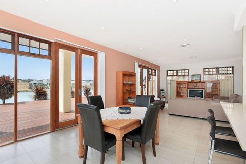 Il Grande Castello - Darwin Holiday 2