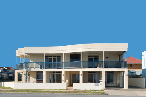 Seaview Sunset Beachfront Apartments - Darwin Holiday 0