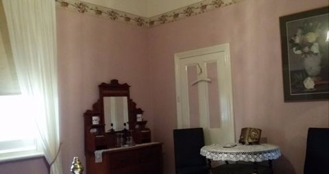 Angas Plains Estate Wines Heritage Suite - Darwin Holiday 0