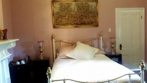 Angas Plains Estate Wines Heritage Suite - Darwin Holiday 1