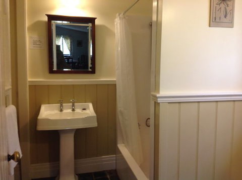 Studio Venti Sette - Darwin Holiday 25