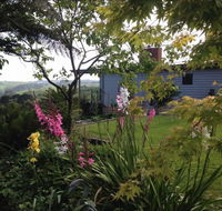 Halcyon Cottage Retreat - Self Contained Accommodation