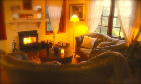 Pear Tree Hollow - Darwin Holiday 1